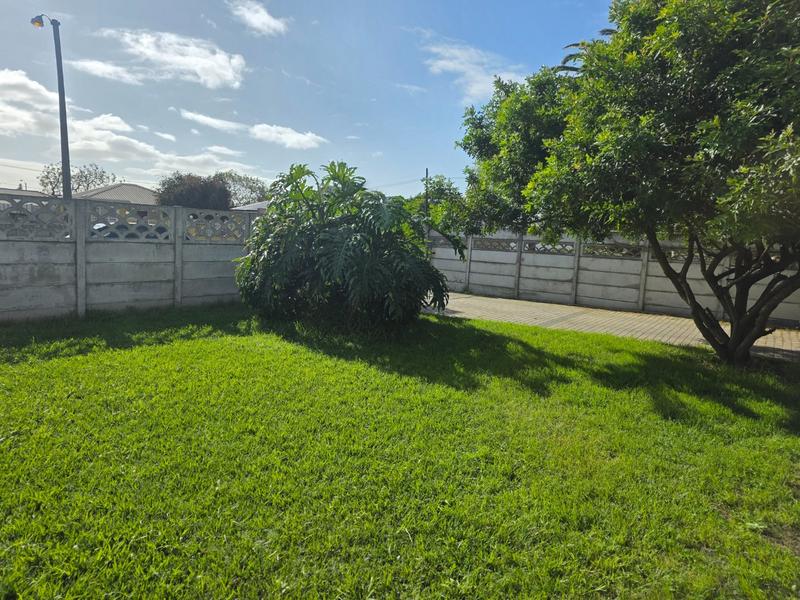 2 Bedroom Property for Sale in Ruyterwacht Western Cape